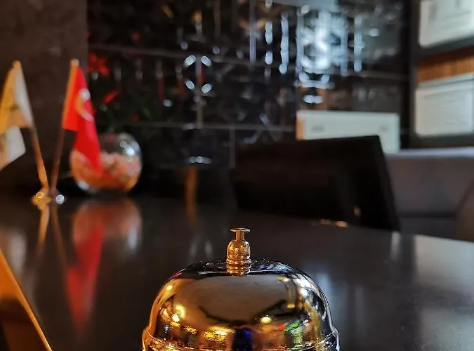 Beyondiest Отель
