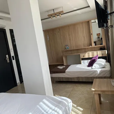 Hotel Beyondiest 3*