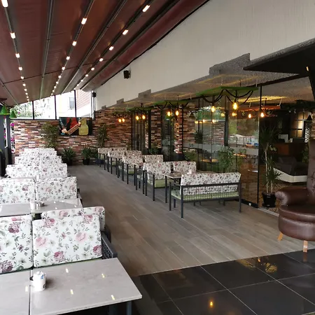 Hotel Beyondiest 3*
