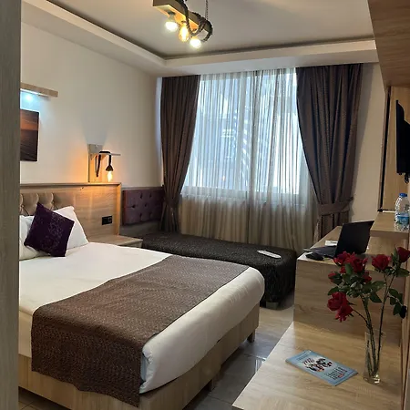 Beyondiest Hotel 3*