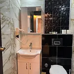 Hotel Beyondiest
